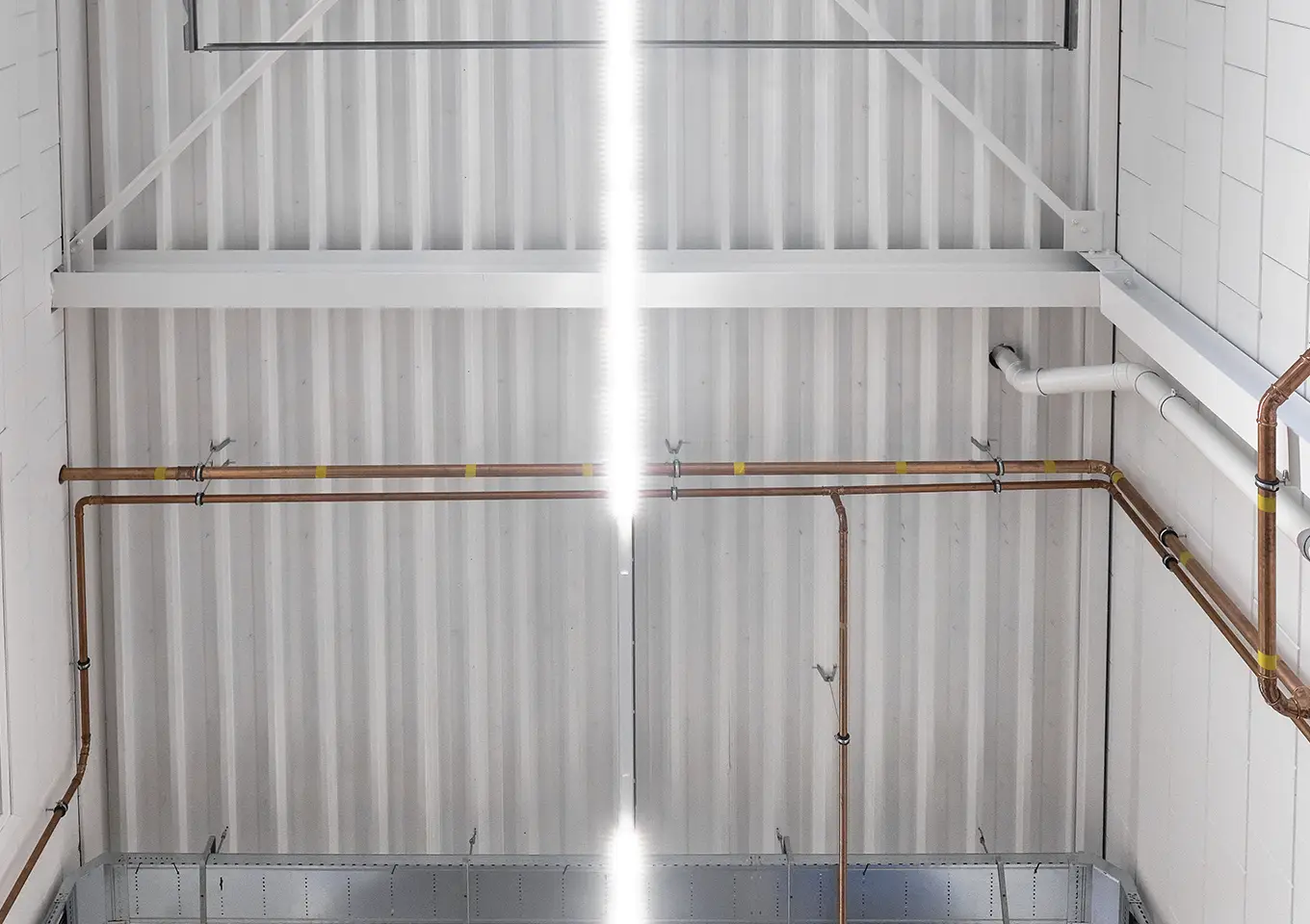 Licht en krachtinstallatie bij Hopman Machinefabriek